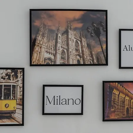 Apartament At Davide's House - Near The Metro