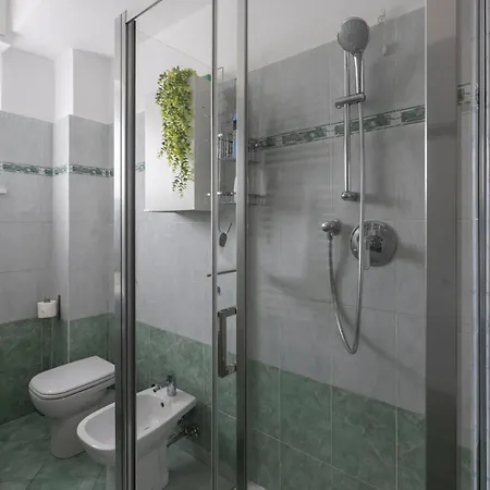 At Davide's House - Near The Metro Милан