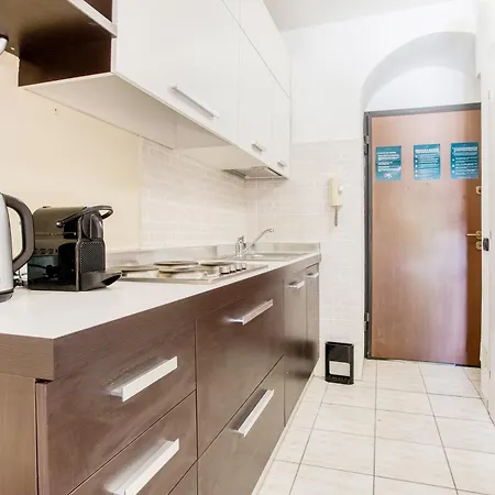 Easylife - - Montenero 29 F - Porta Romana *