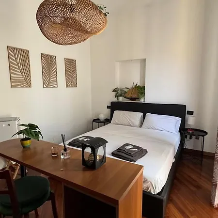 Apartamento Station-bosco Verticale Cozy & Elegant