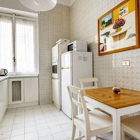 Exclusive 4 Bedrooms In Brera 公寓