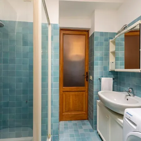 Romantic Pearl In The Heart Of - B * מילאנו