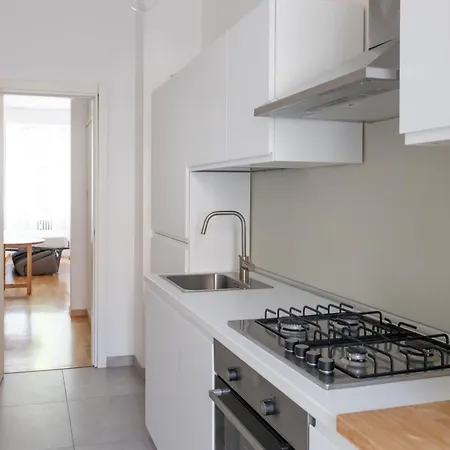 Spazioso Monolocale In Zona Residenziale - Mirablepm 아파트 *