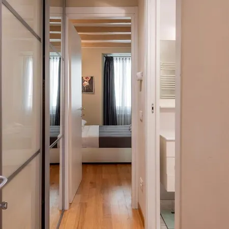 Canonica 1 - The Charming Bilo - B Apartament Mediolan