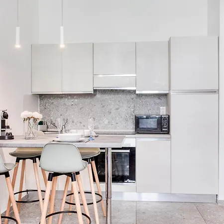 Easylife - - Soperga 44 Pt - Milaan