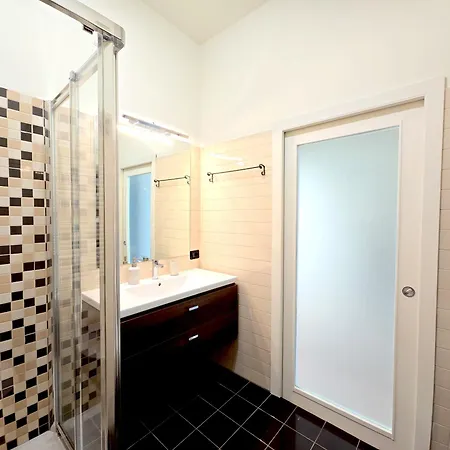 Milanoflats - Pasteur - M1 80 Meters 1 Min Milán