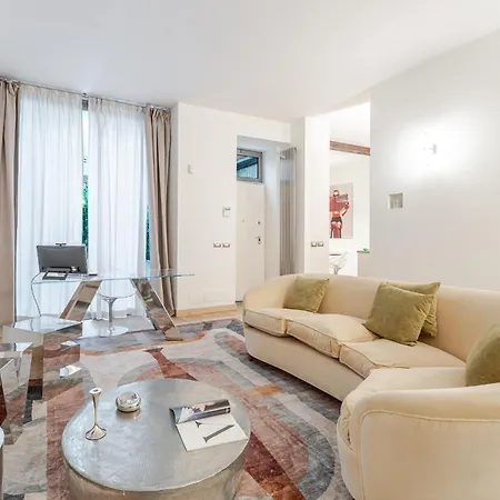 Apartamento Breraprivata - Con Giardino E Ad Uso Esclusivo -