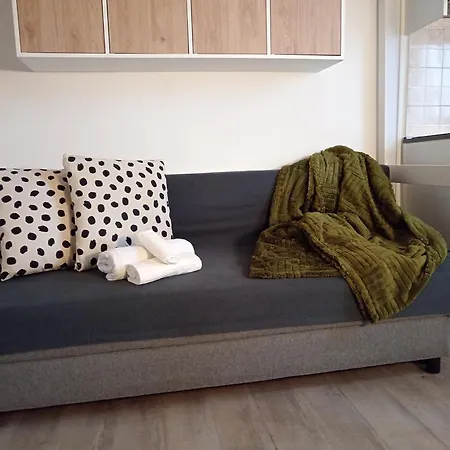 Apartament Domus Cassinis Metro And Trains At Your Doorstep *