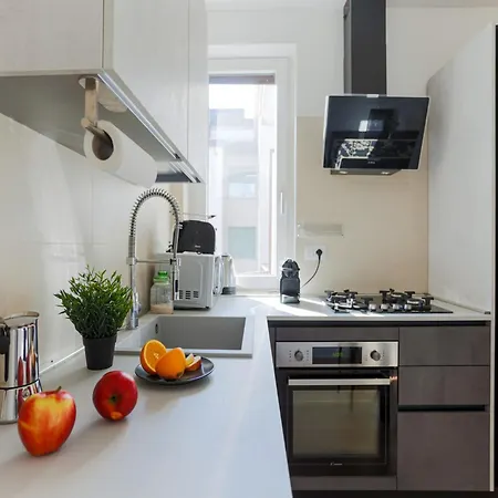 Apartment The Rent - Spacious Two-bedroom Flat Near *
