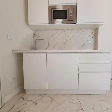 Design In Milan, Metro, Ac And Wifi * ميلان