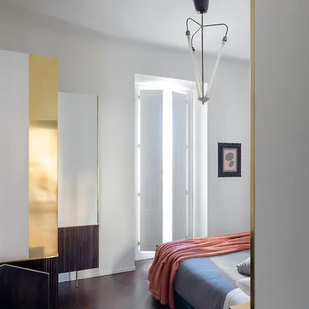 Nolo Eleganza Con Balcone E Design Milan