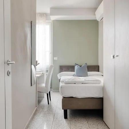 Apartmán For 6 - Walk To Milan's Spots *