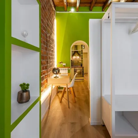 Apartment Bocconi 3 - Colorful - B