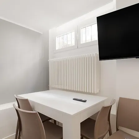 Apartment Guesthost - Brera Modern Mailand