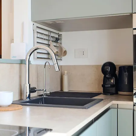 Apartment Bright Urban Terrace - Porta Romana Milan