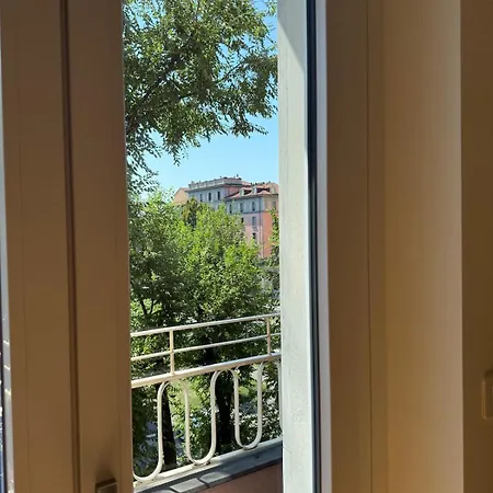 Stylish Flat Porta Romana E Bocconi *