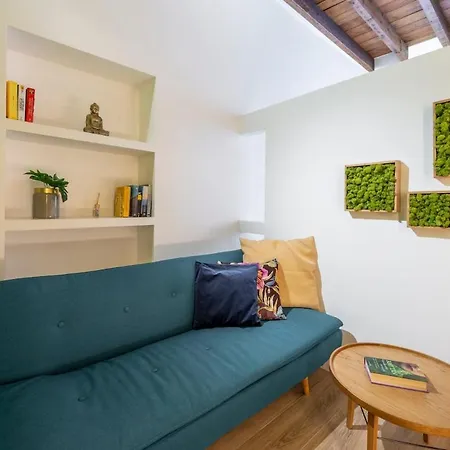 Apartment Bocconi 3 - Colorful - B *