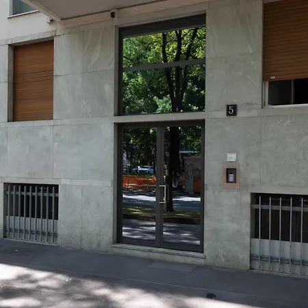 Spazioso Monolocale In Zona Residenziale - Mirablepm 밀라노
