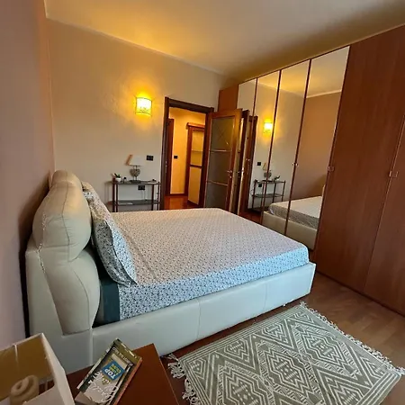 La Tana In Via Boifava In Milaan