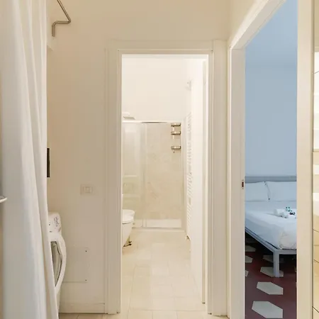 Repubblica - - Moderno Bilocale *