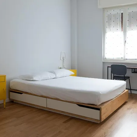 Cozy Two Bedrooms Fiera - Mirable Pm Апартаменты Милан