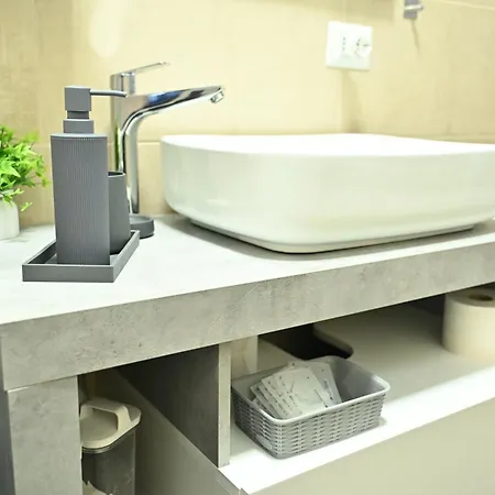 Dabpartment Milano Metro Lambrate - Spazio E Confort * Mailand