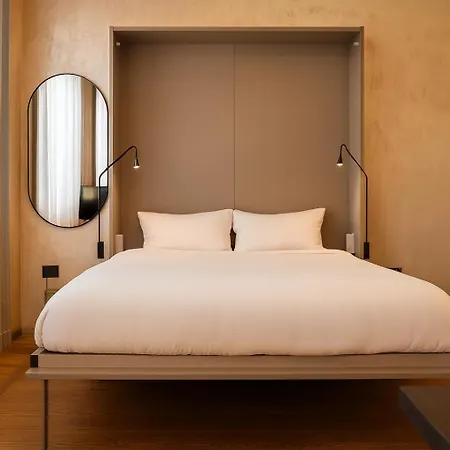 Boutique Retreat - The Last Supper - Wine & Bike アパート ミラノ