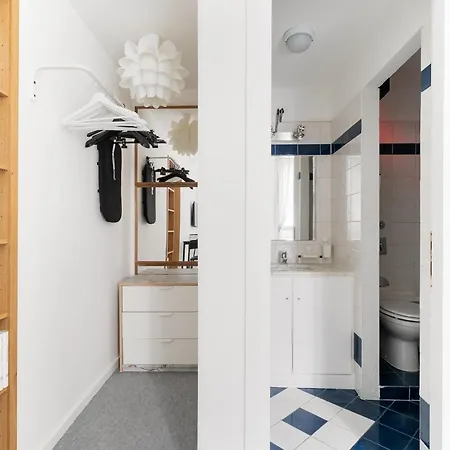 Guesthost - Bright Mm2 Sant'agostino *