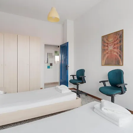 Guesthost - Farini For 6 People Apartman Milánó