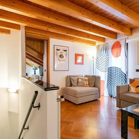 아파트 Lunigiana Sondrio - Villaggio Dei Giornalisti 밀라노