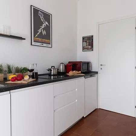 Italianway Comfort - Raffaello Sanzio 33 * Milan