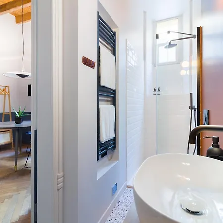 Design Of Wood & Charm * 밀라노