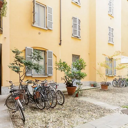 Guesthost - Bright Mm2 Sant'agostino *