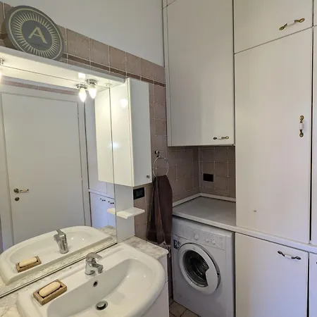 Charming With Balcony - Porta Romana