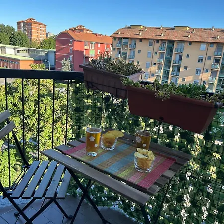 La Tana In Via Boifava In ミラノ