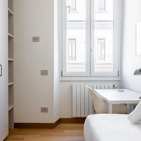 Piazzale Lodi - Trilocale In Porta Romana Appartement