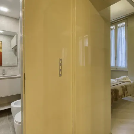 Cerva - Cozy 1 Bedroom With Balcony In San Babila By Rentopolis * ميلان