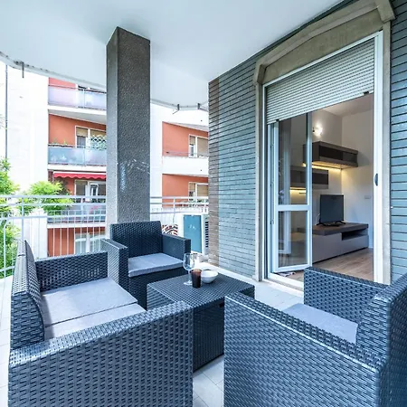 Apartmán Navigli 2-bedroom And Sofa Bed