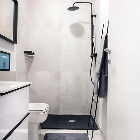 Cozy 1Br With Terrace 15 Min To Central Station *