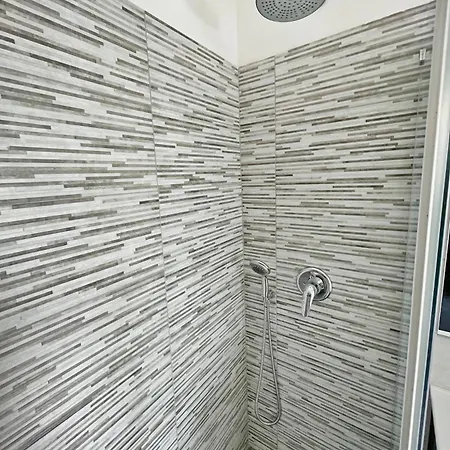 Monolocale Veniero Fiera * 밀라노