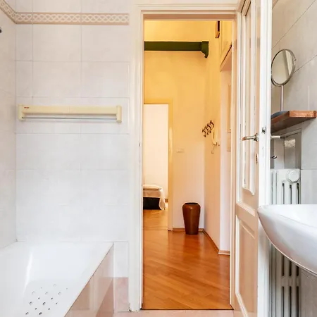 Grandi Bilocale In Porta Vittoria *