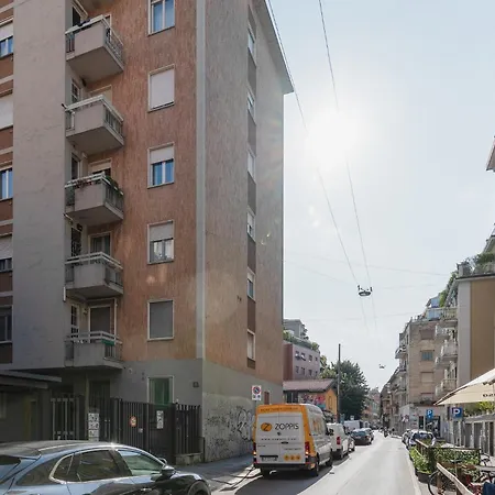 Apartment Guesthost - M2 Sant'agostino Bright *