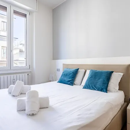 Piazzale Lodi - Trilocale In Porta Romana Appartement