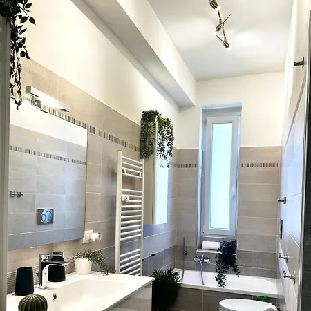 Cozy House A Few Steps From The Metro And Duomo ميلان