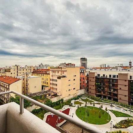 Bright Urban - Porta Romana Apartamento *