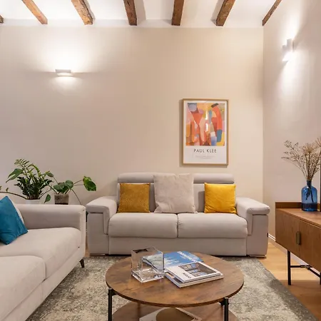 Designer In A Unique Setting Near M2 - Berra 10 Milán