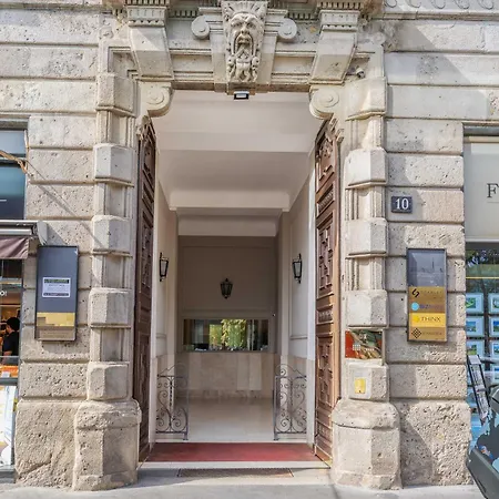 Cadorna House In Apartmán Milán