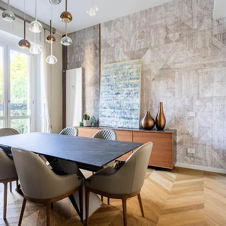 Apartment Design Nearby Duomo Milan
