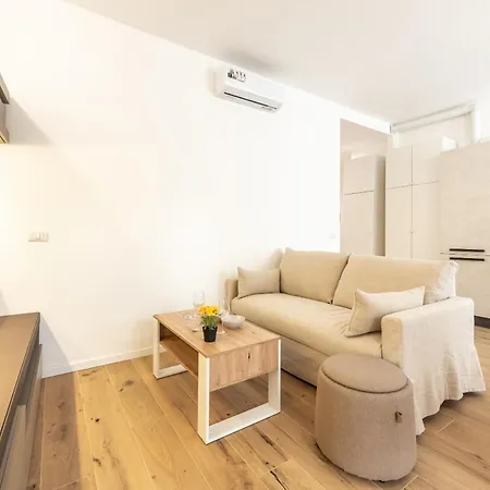 Navigli 2-bedroom And Sofa Bed Apartmán Milán