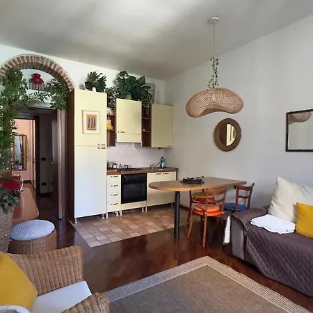 Station-bosco Verticale Cozy & Elegant Apartamento *